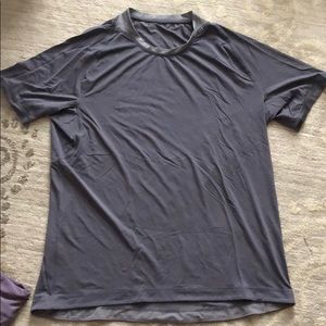 Lululemon short sleeve XL workout shirt